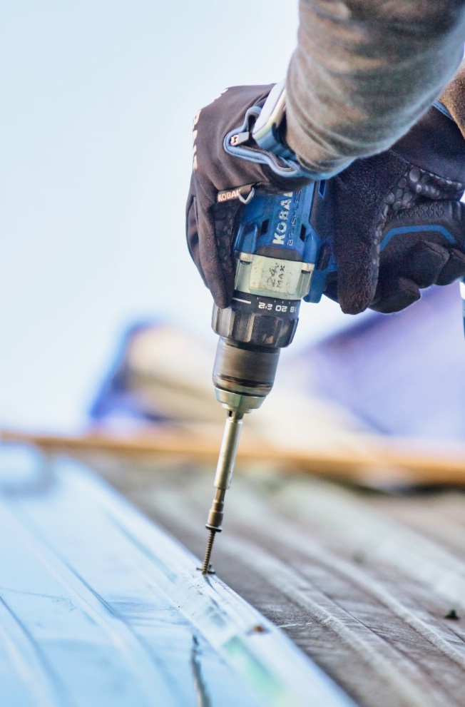 Roof Denailing and Rescrewing